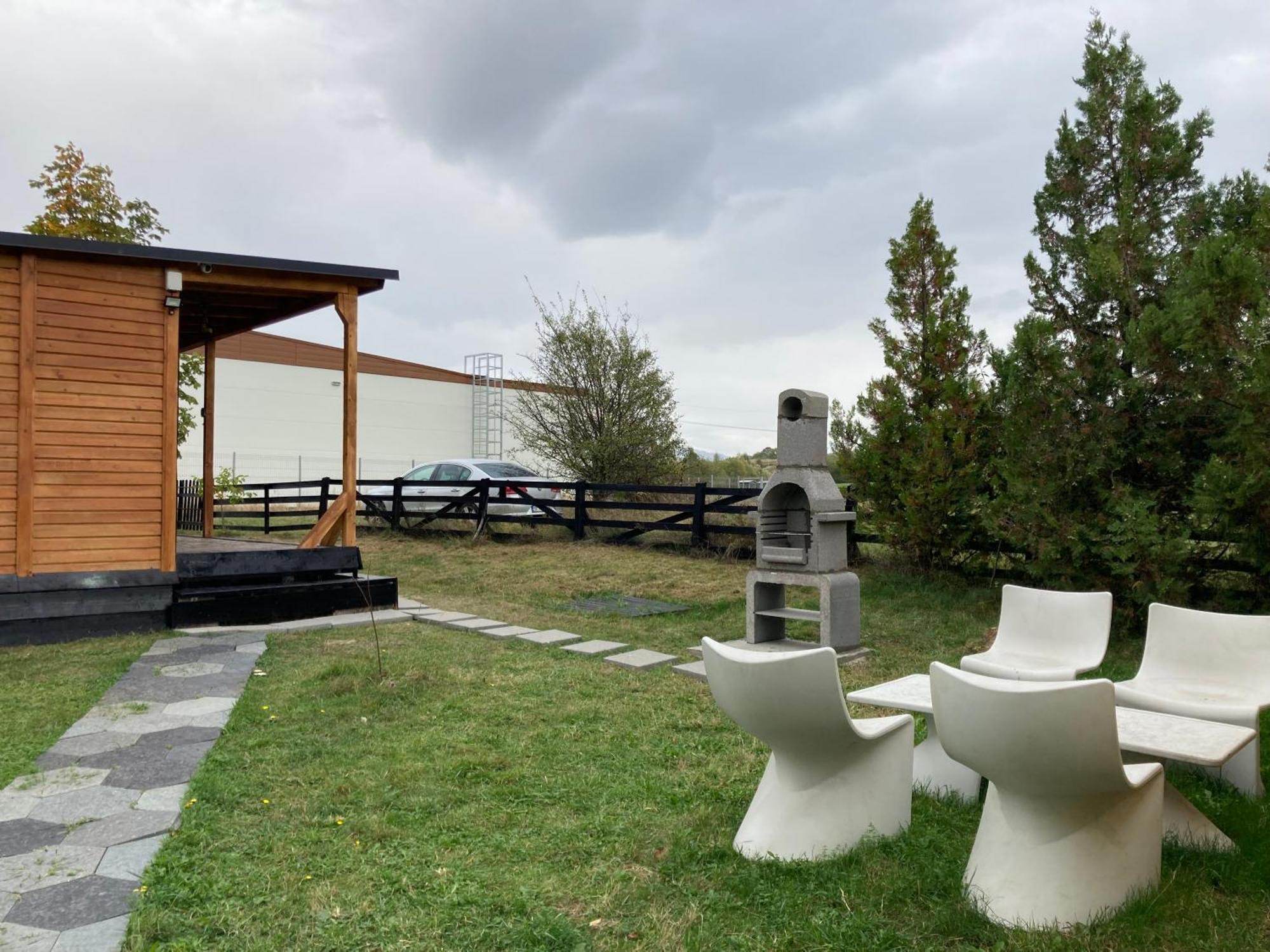 Bran White Clouds House And Chalet Exteriér fotografie